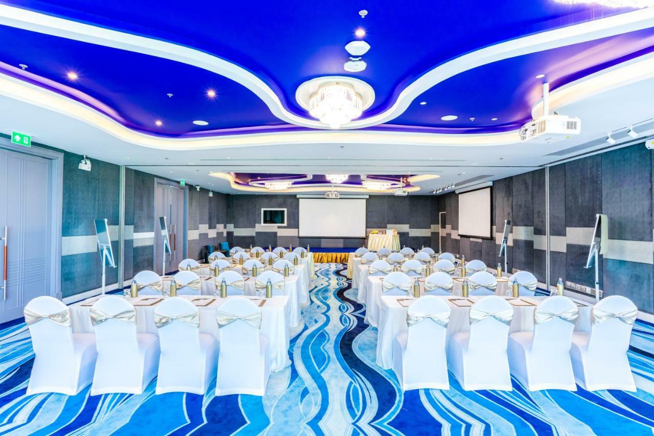 Centara Sonrisa Residences & Suites Sriracha Si Racha Eksteriør bilde