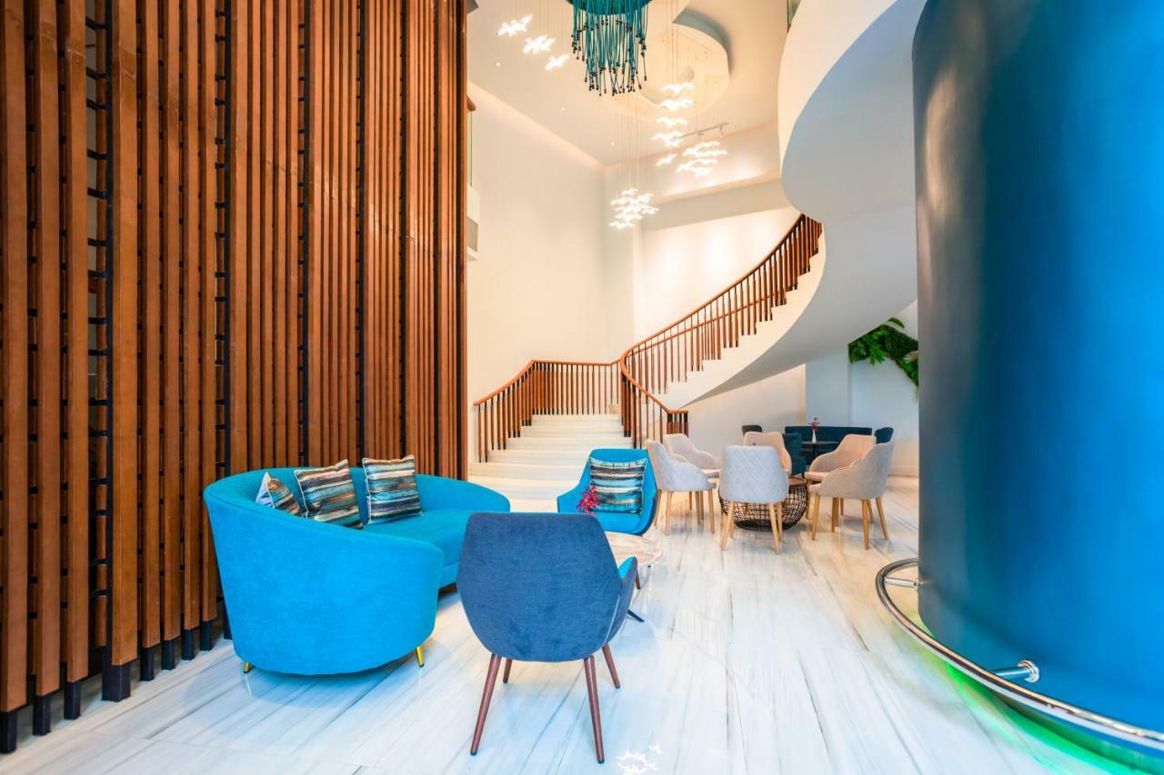 Centara Sonrisa Residences & Suites Sriracha Si Racha Eksteriør bilde